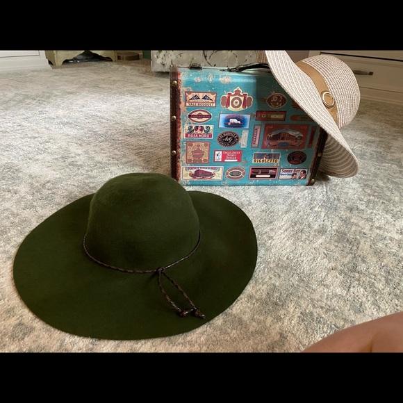 2 Hat Bundle! 1 For The Street 1 For The Beach! - Picture 3 of 6